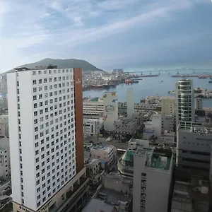 호텔 Cotice The Bridge